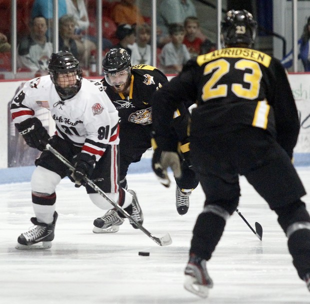 Black Hawks Cammarata named USA Hockey Junior Player of the Year ...