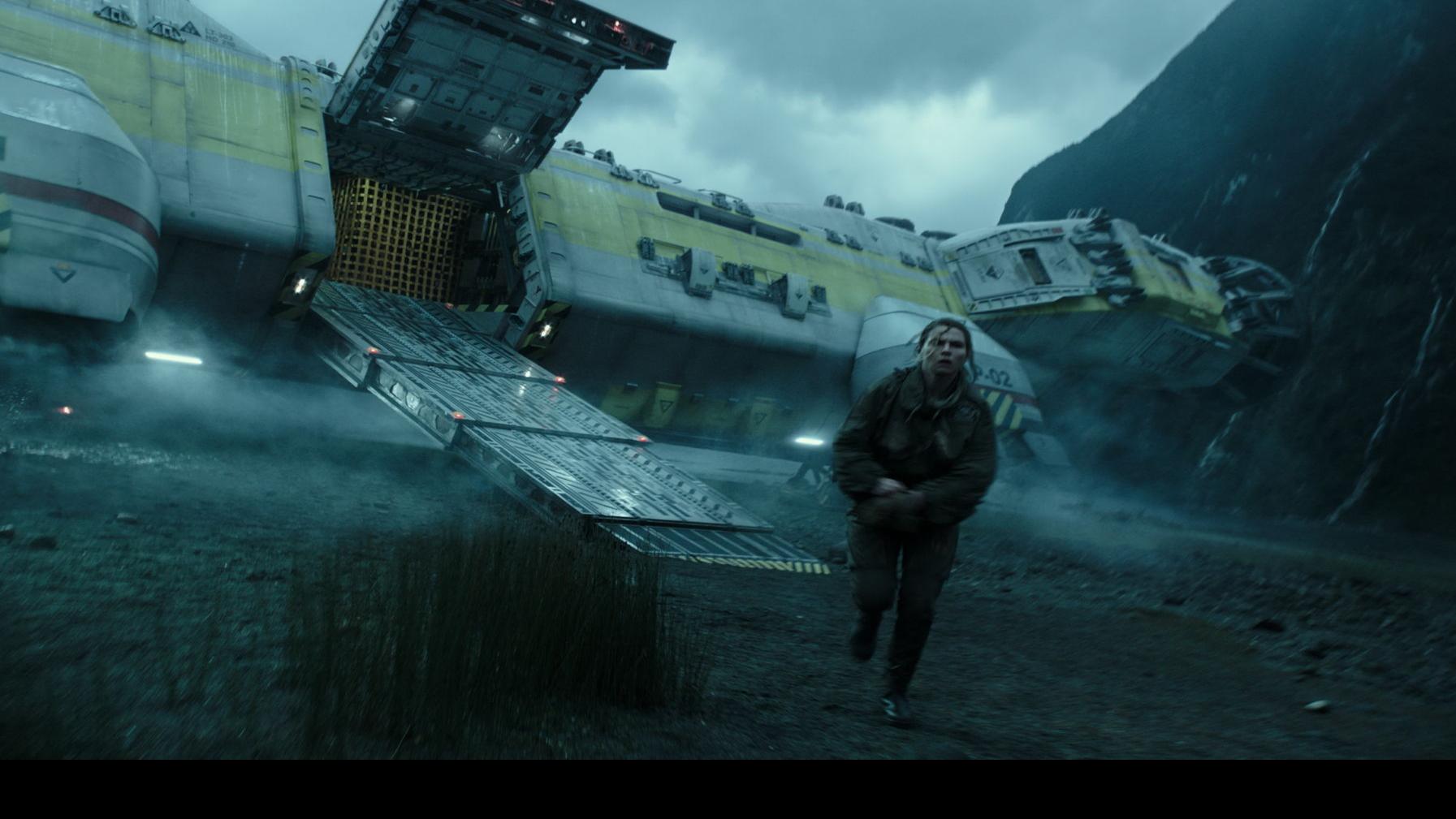 Alien Covenant A Pop Cinema Masterpiece Movie Reviews Wcfcourier Com