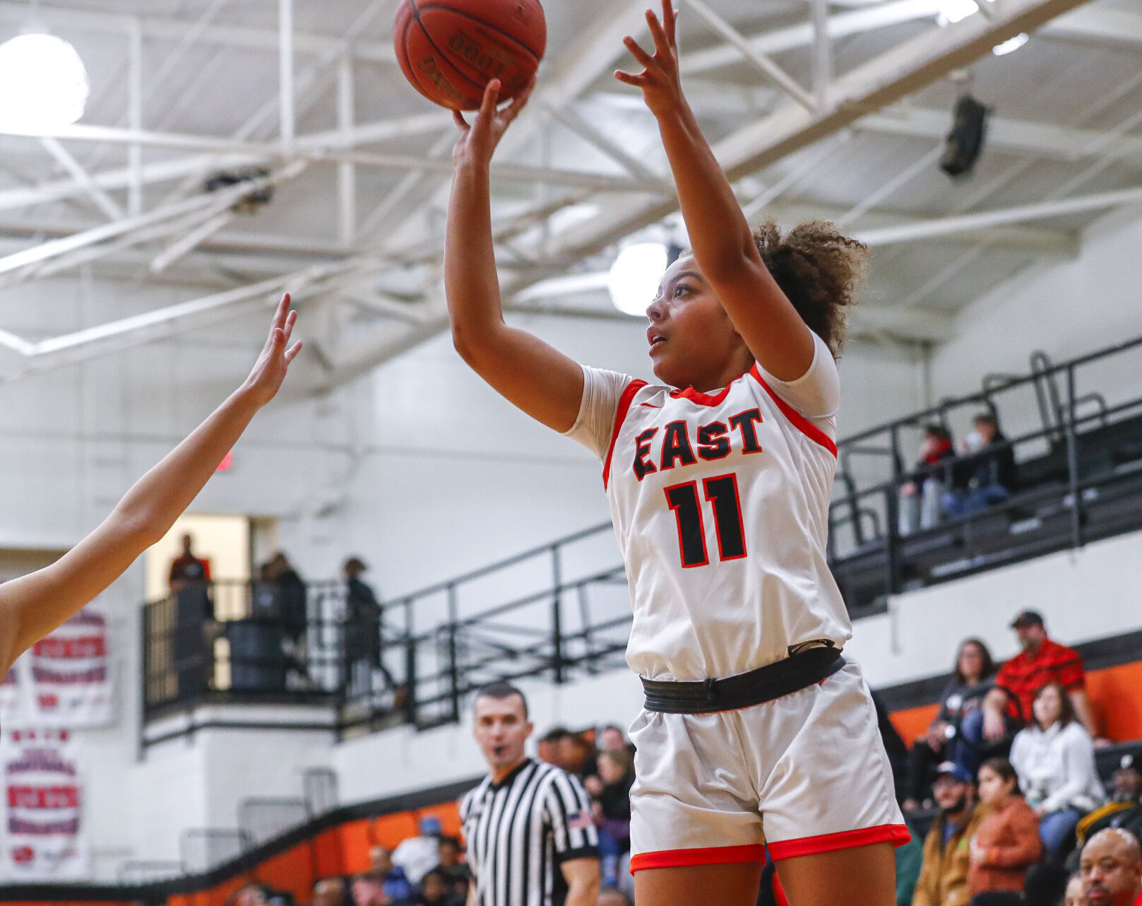 High School Girls Basketball Mason City beats Waterloo East