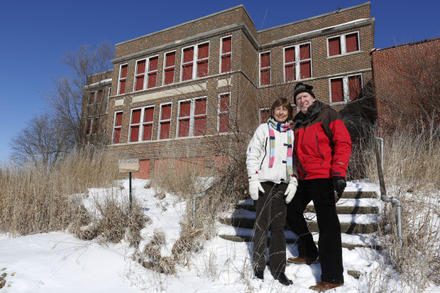 021114mp-old-schools-1