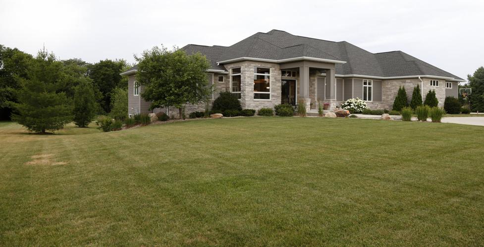 062117bp-gallery-of-homes-02