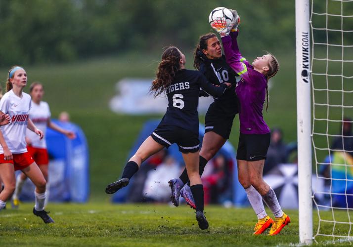 Soccer Cedar Falls vs. Prairie 5