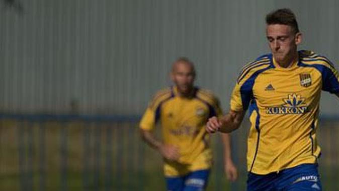 Hadzalic Makes Move From Waterloo To Professional Soccer Soccer Wcfcourier Com