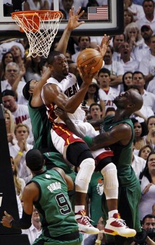NBA roundup: Heat beat Celtics, 105-103, for 23rd consecutive victory