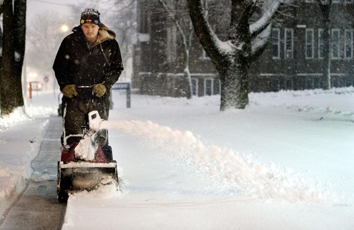 UPDATE NE Iowa may miss brunt of major snowstorm Local News