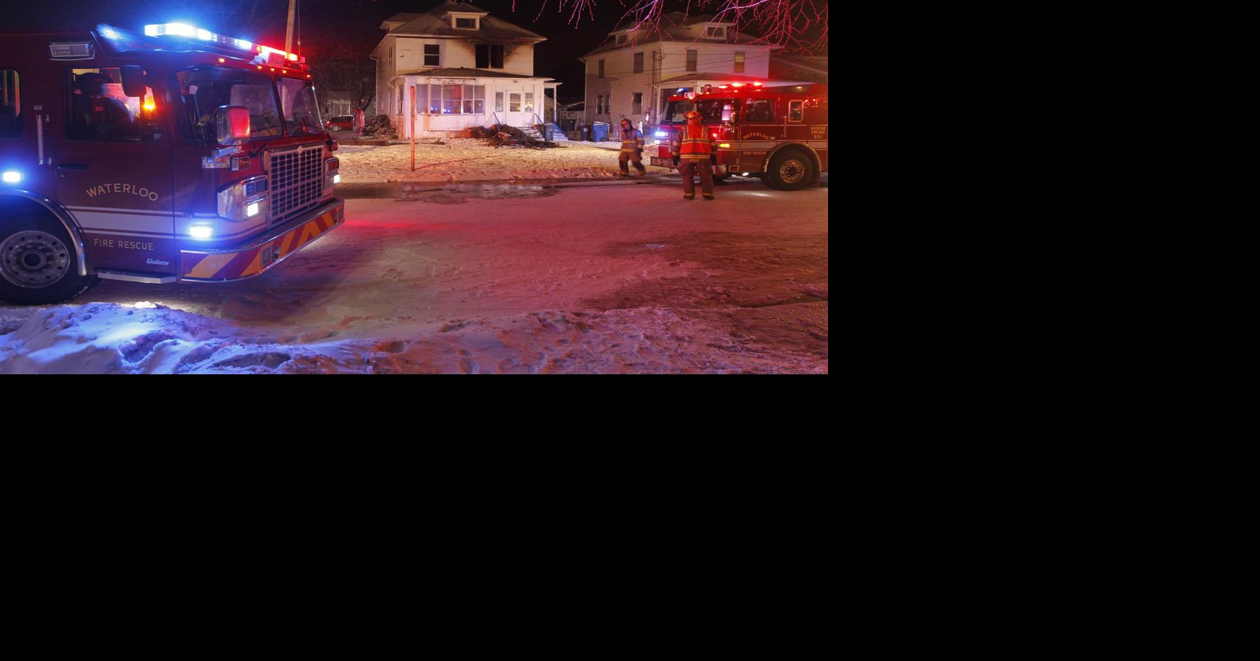 Fire erupts from bedroom of Waterloo duplex (Photos)