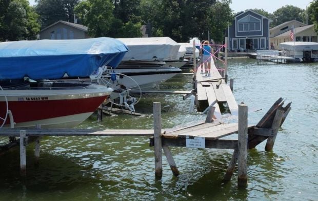 Ten people injured in boating accident on Clear Lake 
