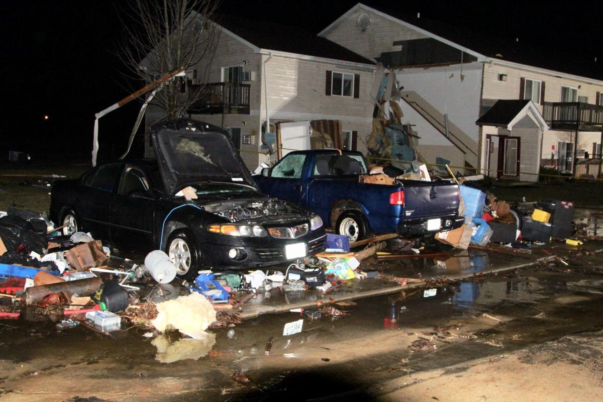 UPDATE Storm damages Oelwein apartment complex; tornadoes spotted in Black Hawk County Local