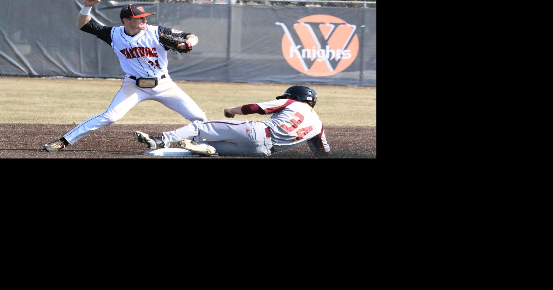 College baseball Willis sparks Wartburg