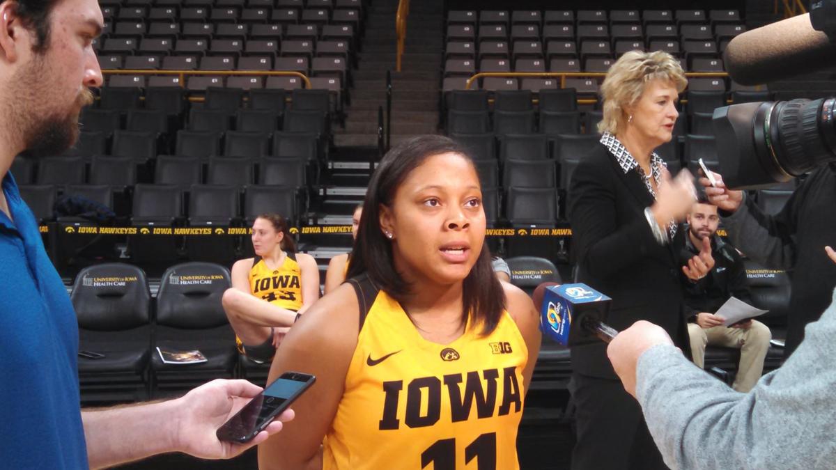 102317sb-iowa-women