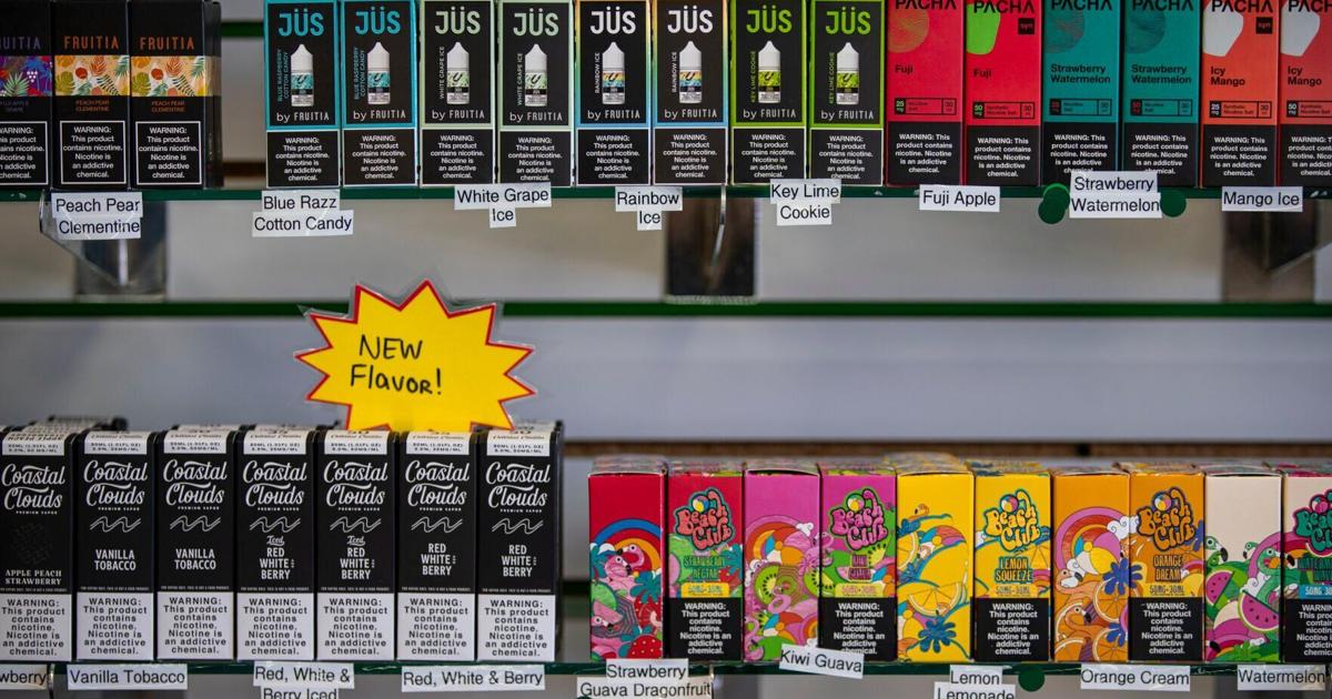 Judge blocks Iowa law banning sale of most vape products Judge blocks Iowa law banning sale of most vape products