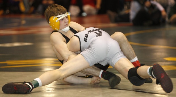 Bettendorf nips Waverly-Shell Rock at state duals ...