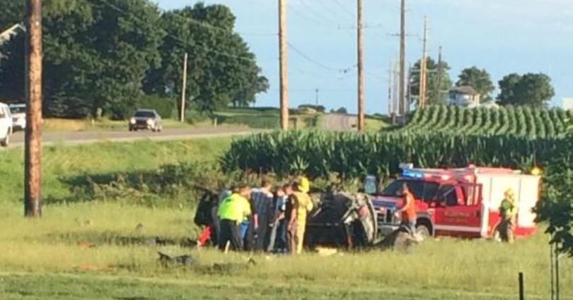 3 dead in Iowa County crash