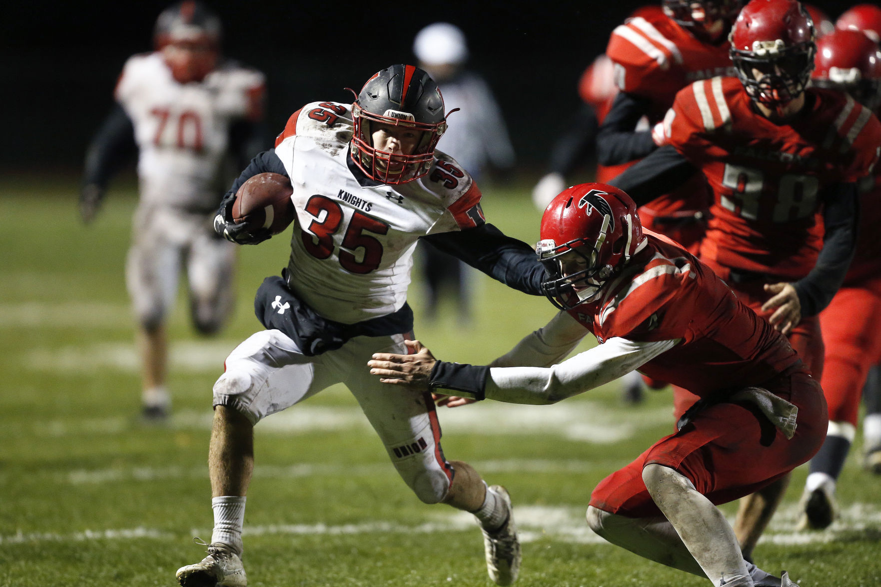 Prep Football Playoffs: Union Runs All Over Aplington-Parkersburg