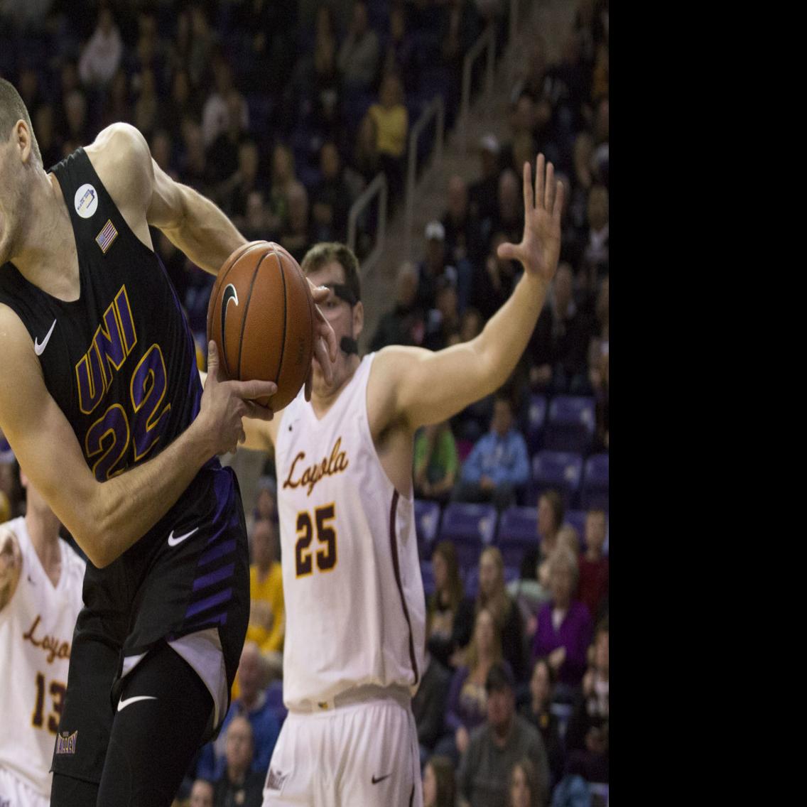 What Wyatt Lohaus Dad Taught Him About Shooting A Basketball Men S Basketball Wcfcourier Com