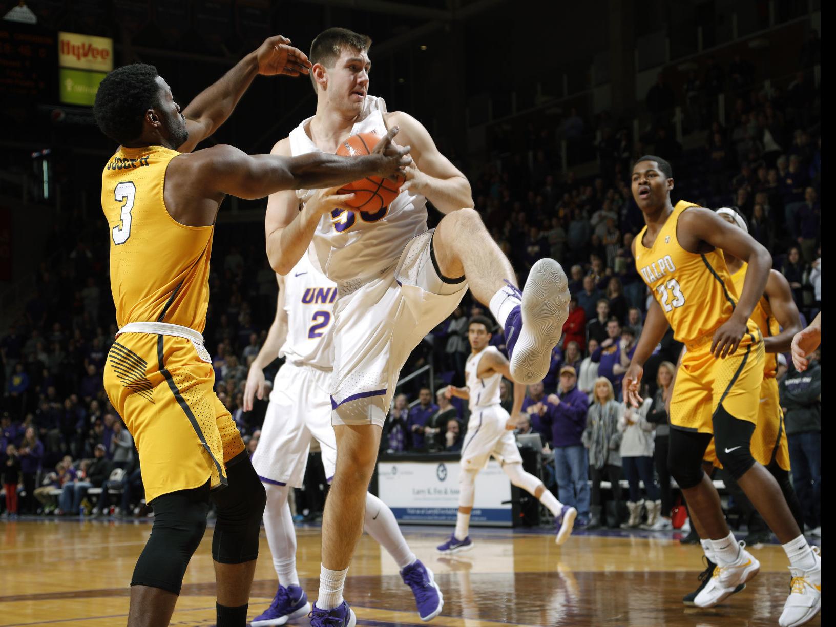 College Basketball Panthers Get Up Big Survive Valpo For First