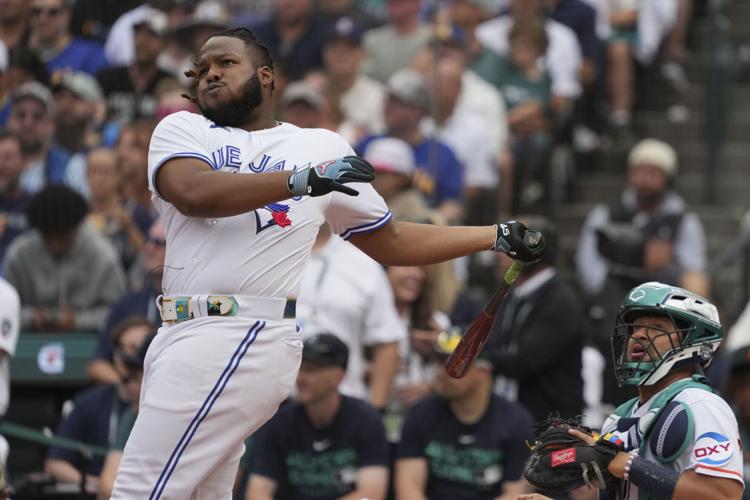 Home Run Derby: Vladimir Guerrero Jr. follows in father's footsteps to win