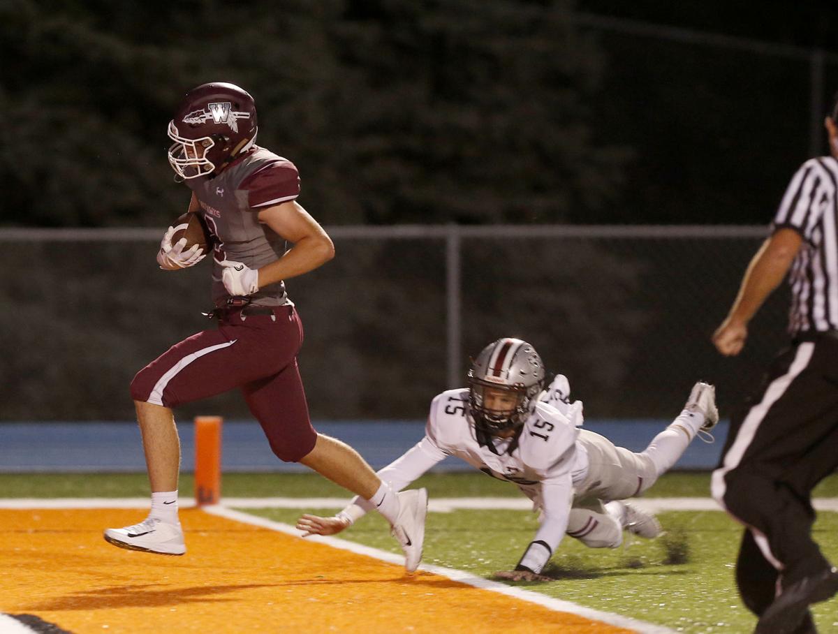 Prep Football No 4 Cedar Falls Scores 28 Unanswered To Beat