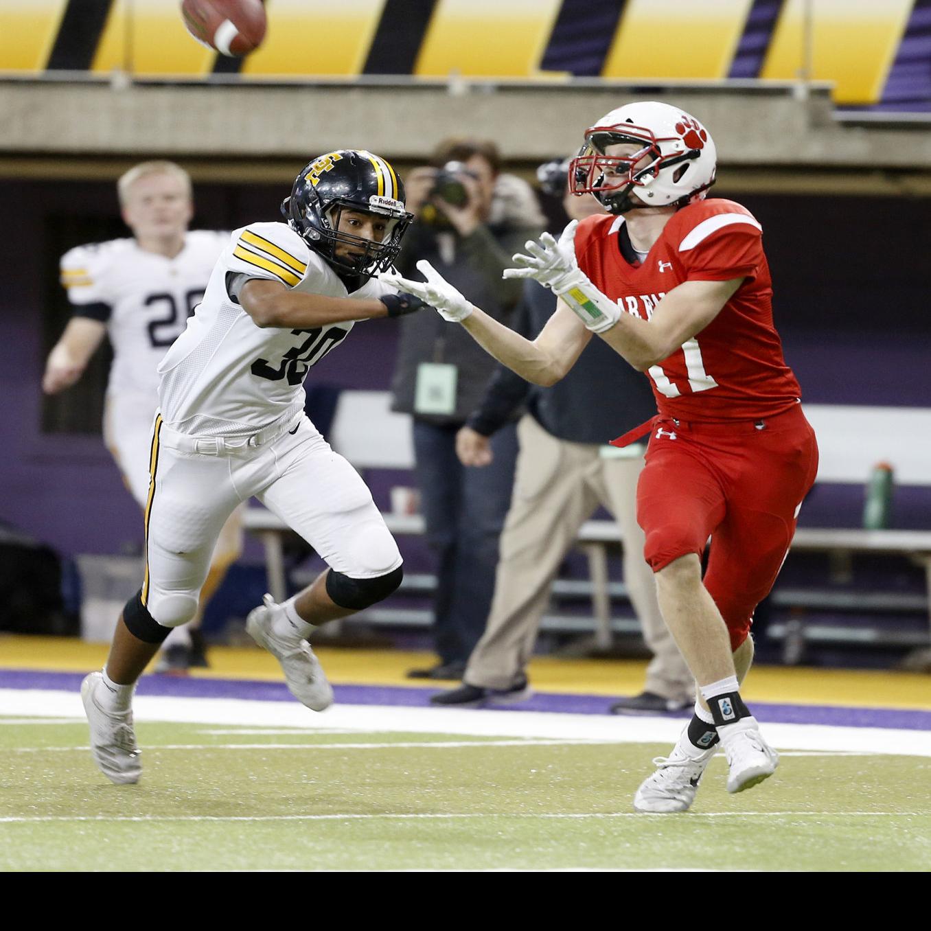 Prep Football Playoffs Cedar Falls Overcomes Se Polk For Berth In