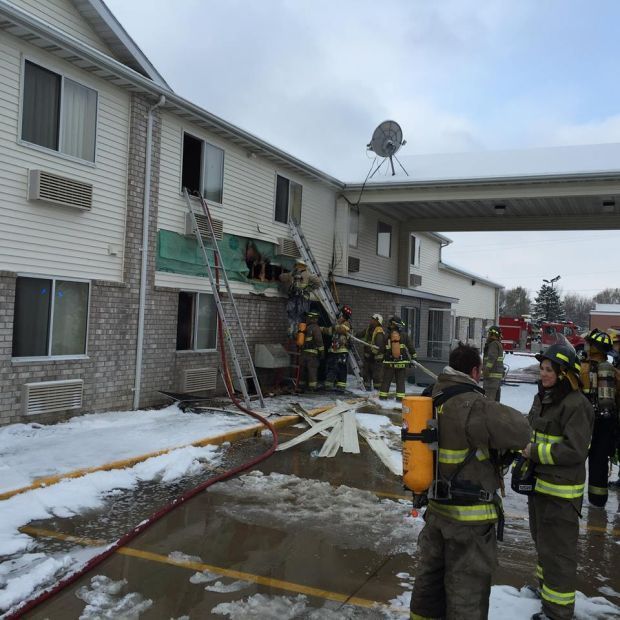 Firefighters turn out in cold for motel fire in Evansdale Local News