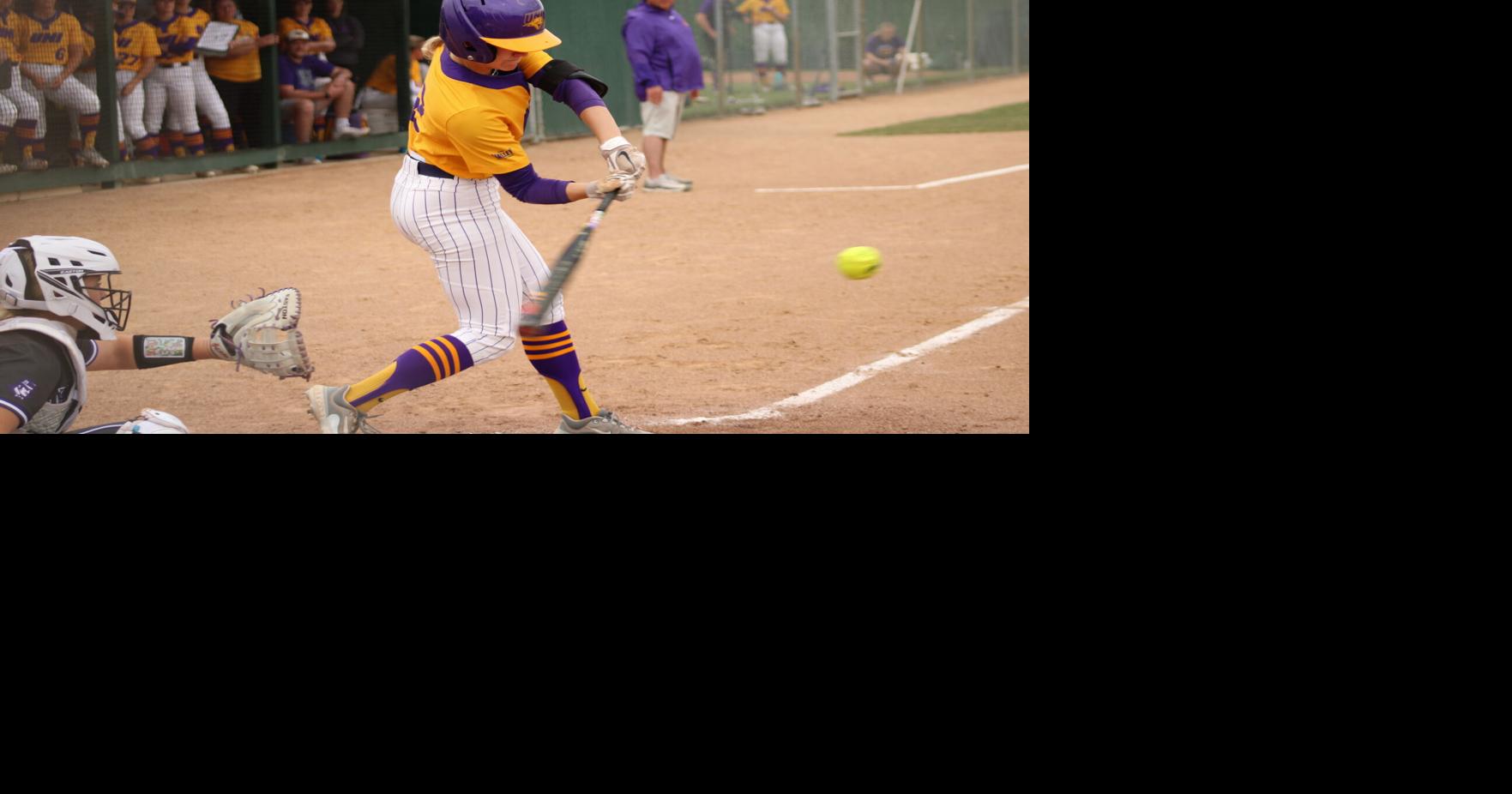 College softball UNI extends win streak to 16, beats Evansville