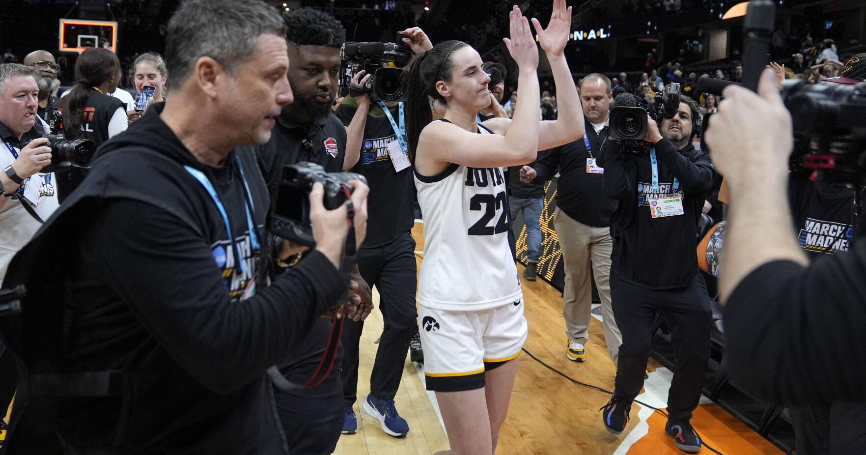 Caitlin Clark gets shot at title against South Carolina - Vimarsana News