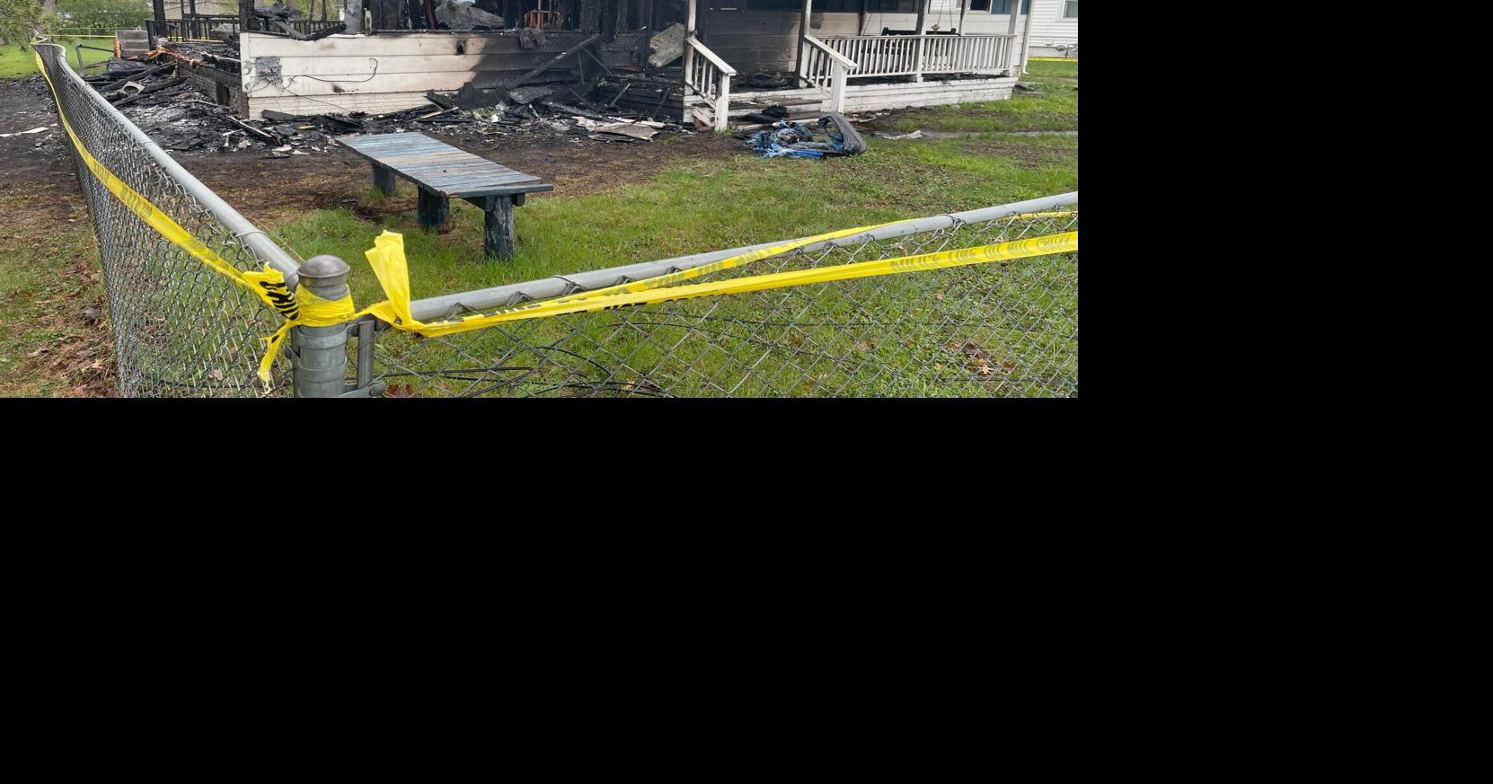 Overnight fire destroys Evansdale home