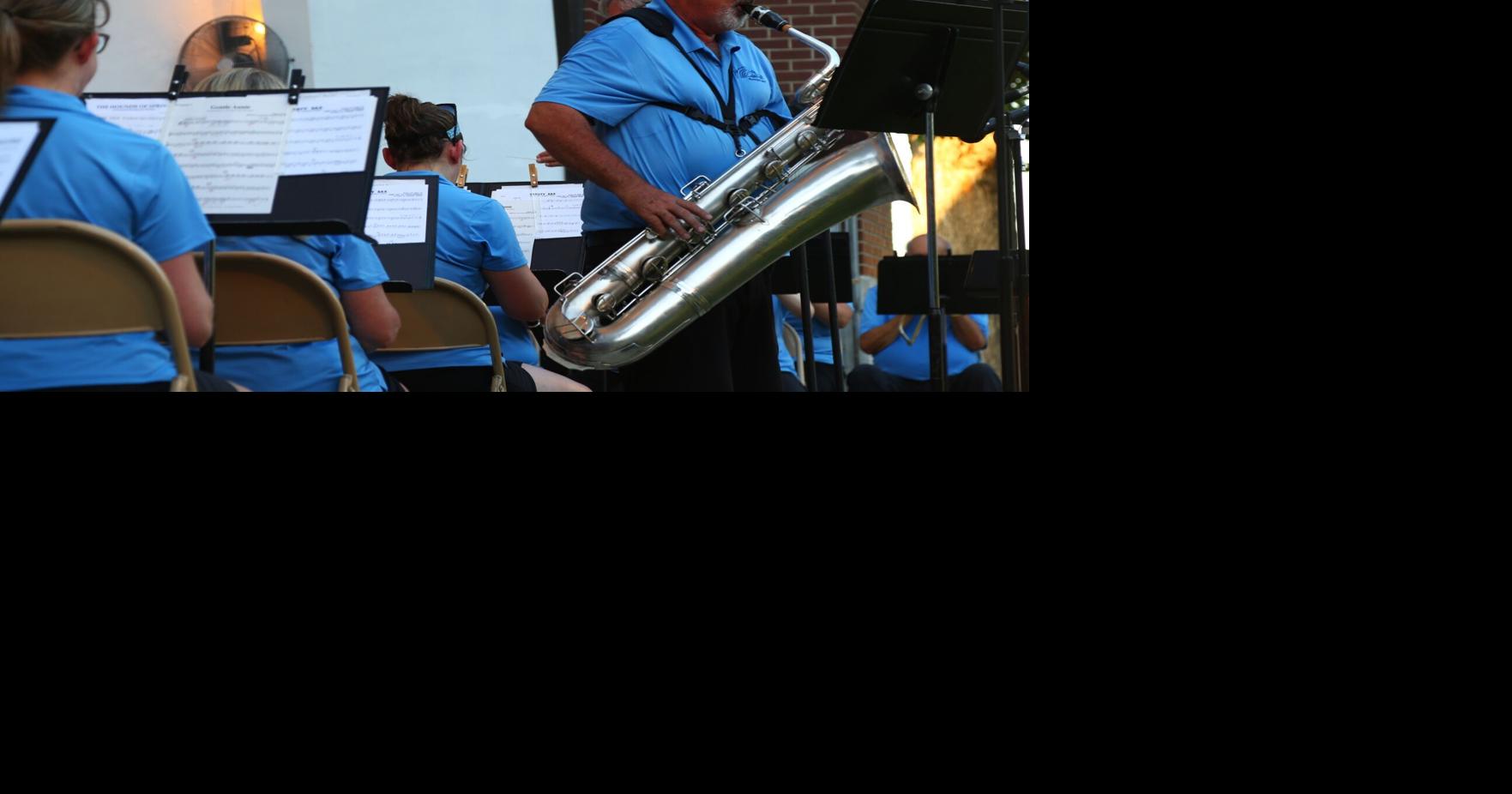 Rare saxophone played during concert in Cedar Falls for the first time in decades
