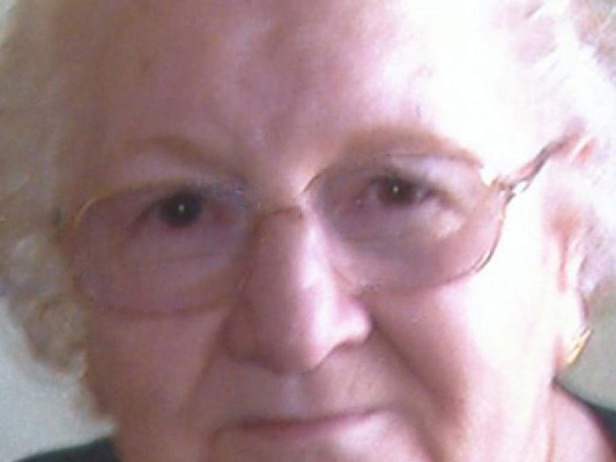 Catherine E Dawson 1929 2014 Obituaries Wcfcourier Com Catherine E Dawson 1929 2014 Obituaries Wcfcourier Com