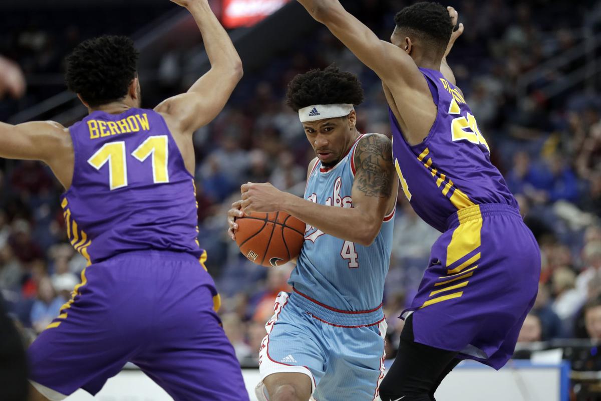 College Basketball Mvc Has Become A Mystery Men S Basketball