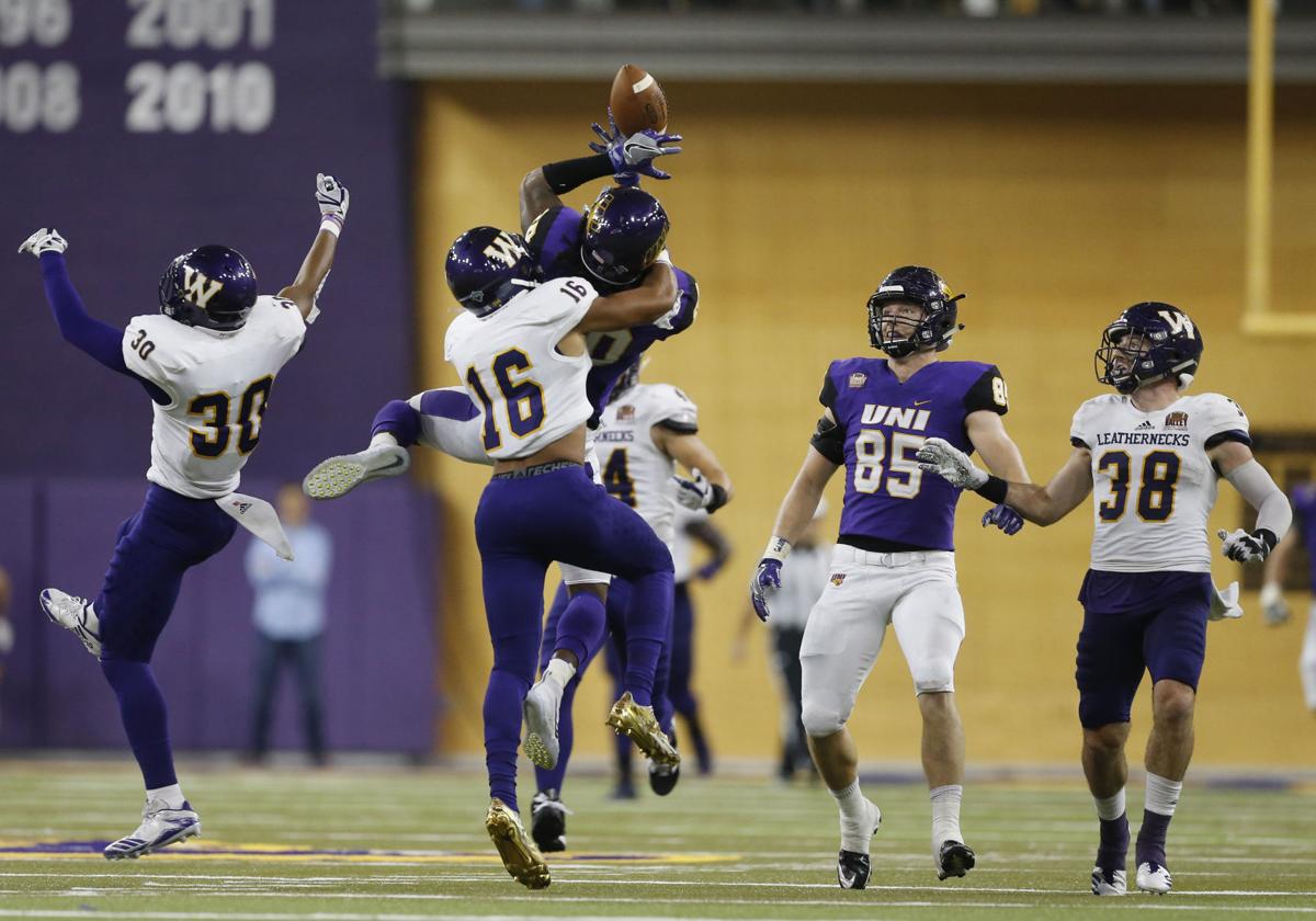 100717mp-uni-wiu-fb-10