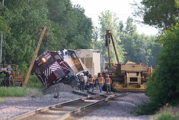 Union Pacific train derails in Mason City