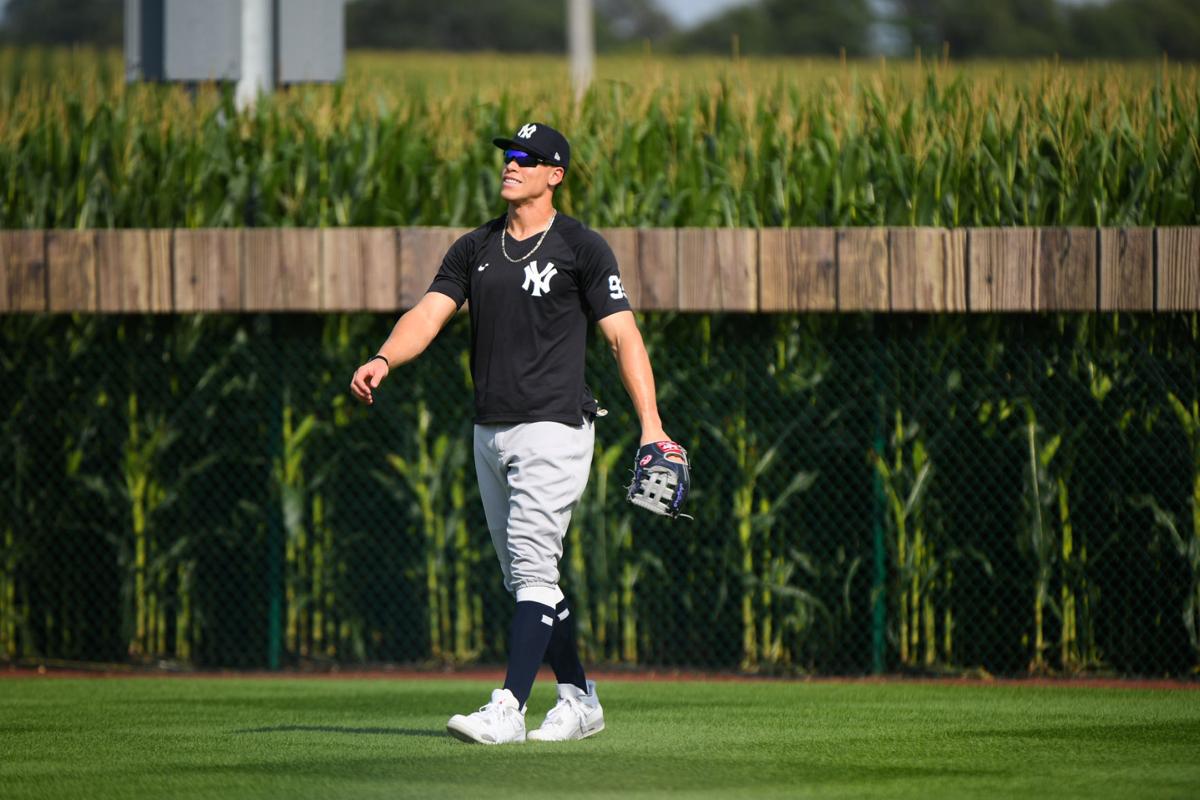 I think every baseball player should experience this': Cubs, Reds hope MLB  returns to Field of Dreams