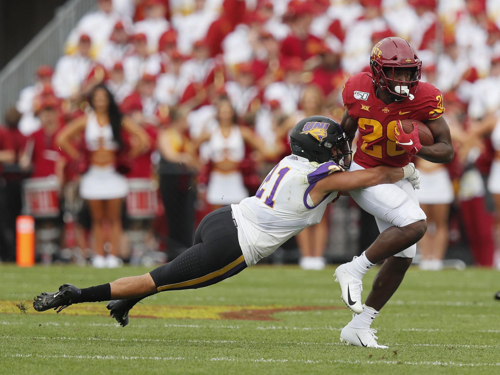 Isu S Breece Hall Takes Aim At Top Honor Iowa State Cyclones Wcfcourier Com