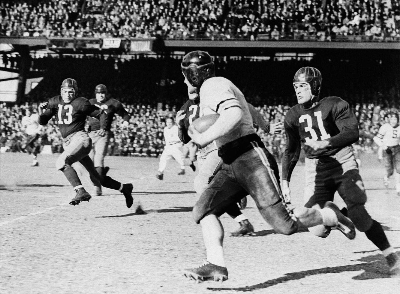 Today in sports history Chicago Bears beat Washington 730 in 1940 NFL