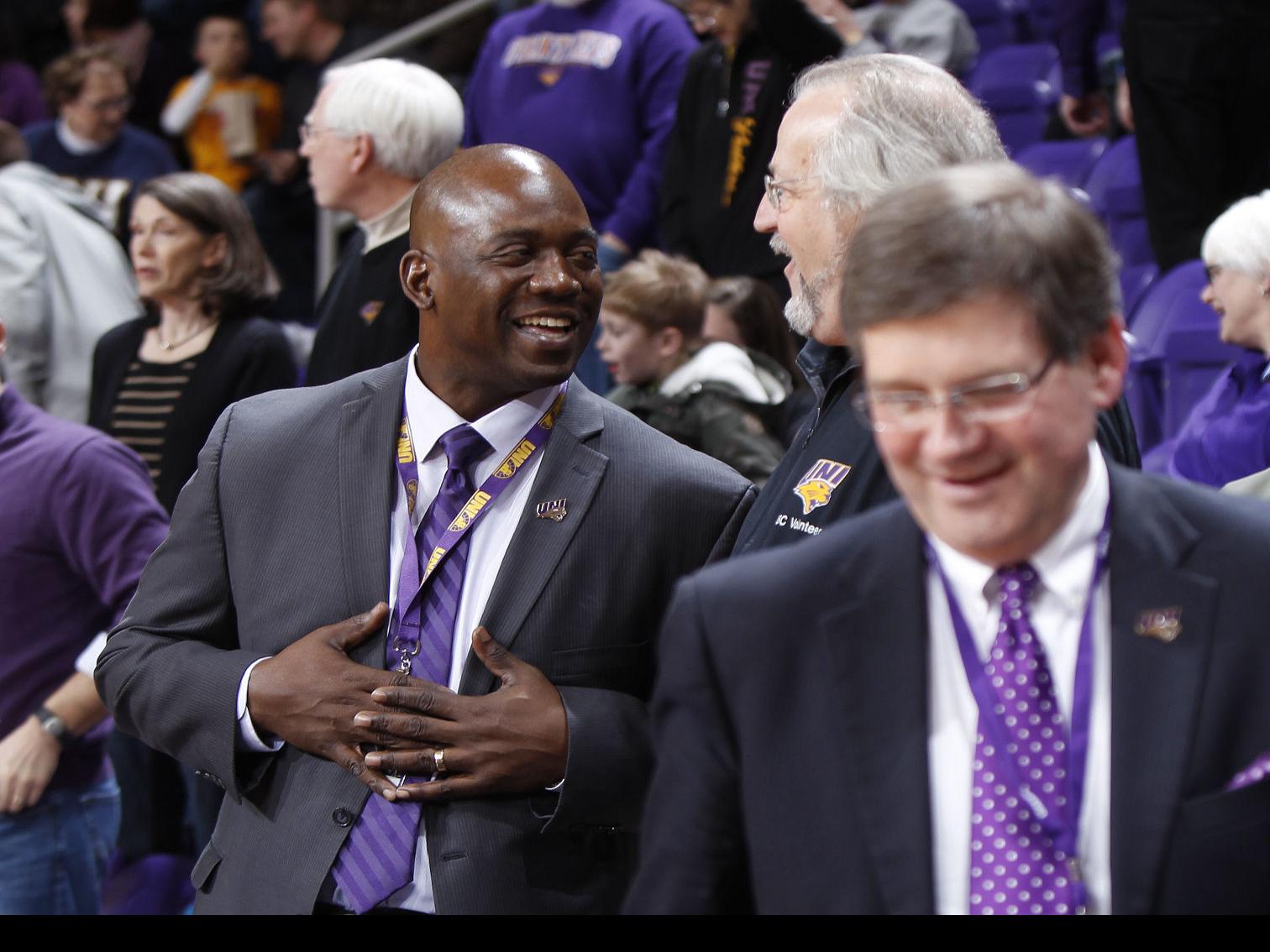 Uni Athletic Staff Taking Voluntary Pay Cuts Panthermania Net