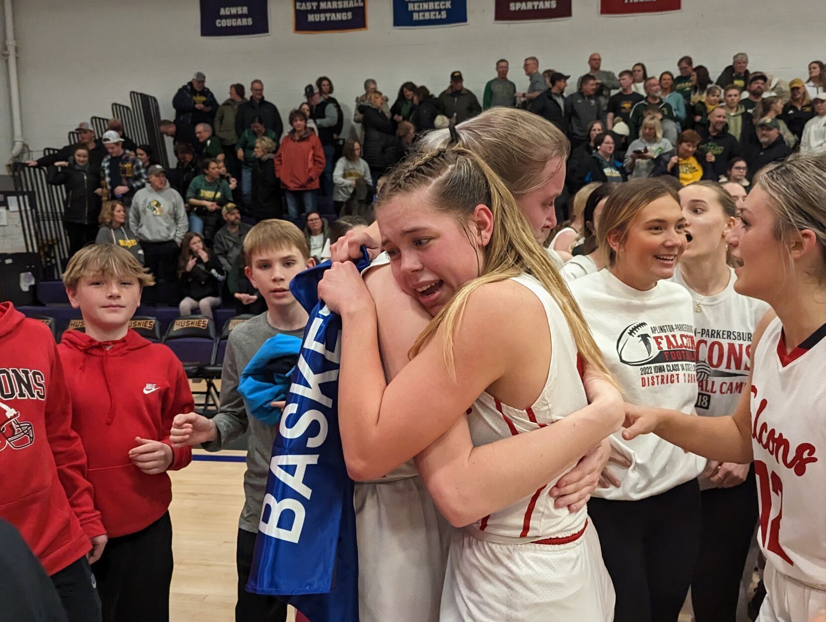 High School Girl's Basketball Aplington-Parkersburg Breaks Through To ...