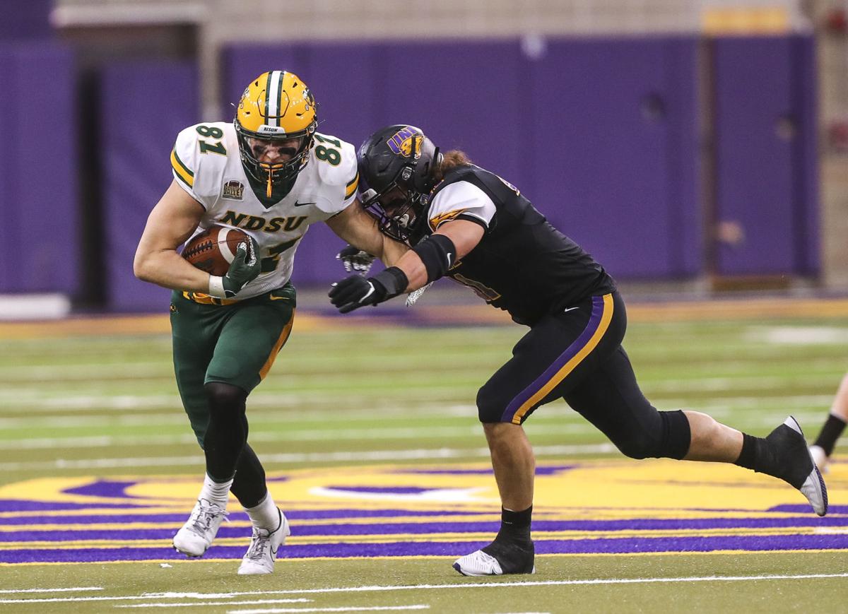 CFBall UNI vs. NDSU 4