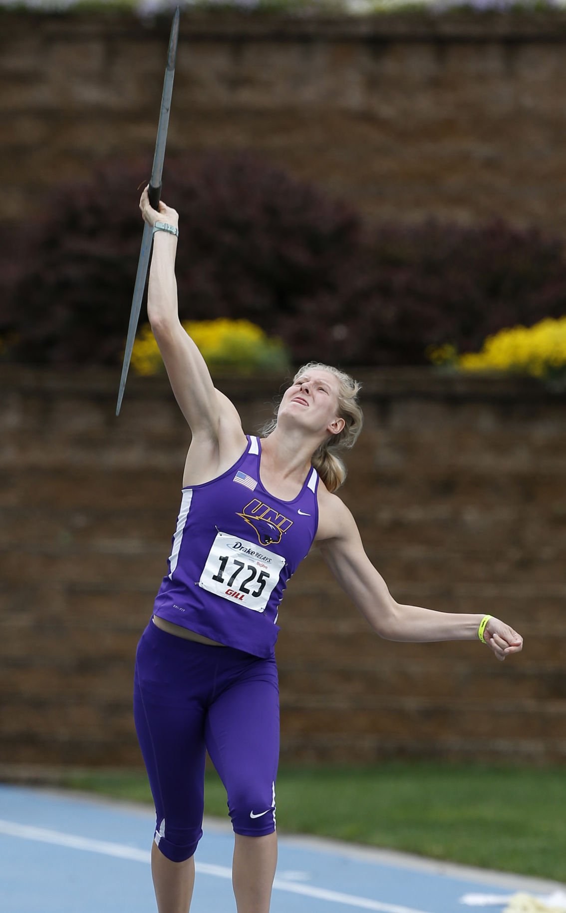 Track Uniform Porn - Drake Relays: Tigers' Schillinger, Smith 2-3 in 3,200 ...