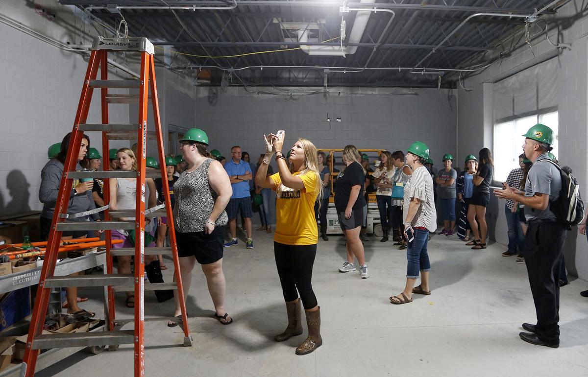 082019bp-janesville-school-tour