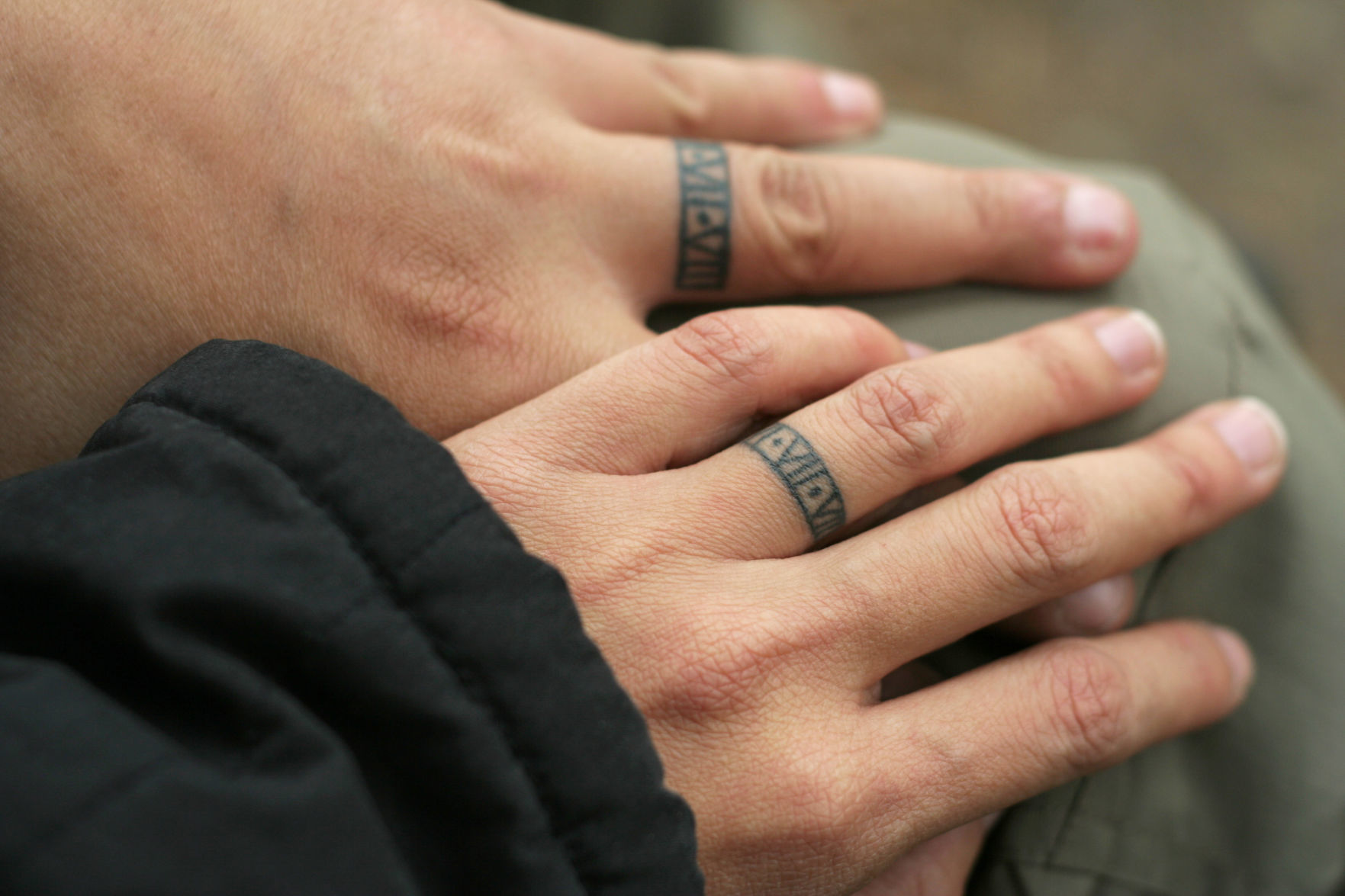 Levi Johnston Has Finger Tattoo Of 