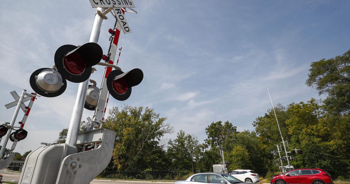 Cedar Falls council votes 4-3 against applying for $9.76M grant to remove railroad tracks