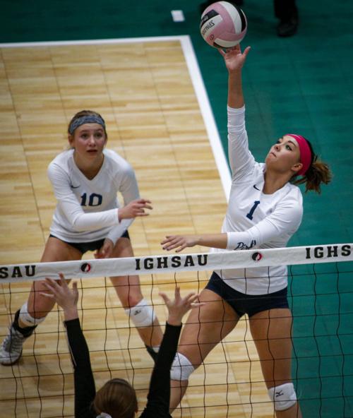 111016TH-Hudson-vball-8