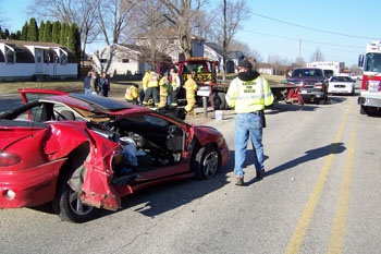 UPDATE WITH NAMES: At least 2 hurt in Raymond car-truck accident ...