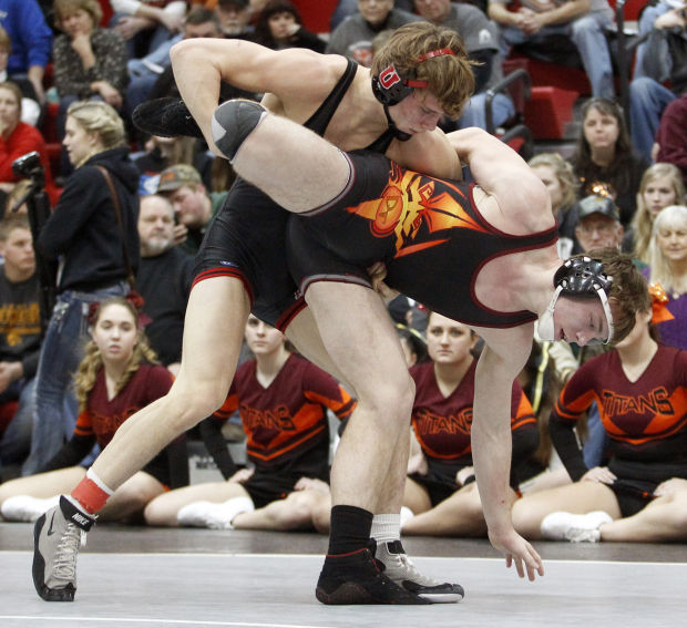 District wrestling Favored Union qualifies eight for 2A state Half