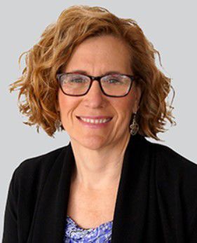 laurie everhardt .jpg