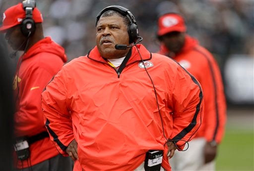 Former Kansas City Chiefs HC Romeo Crennel retires from NFL