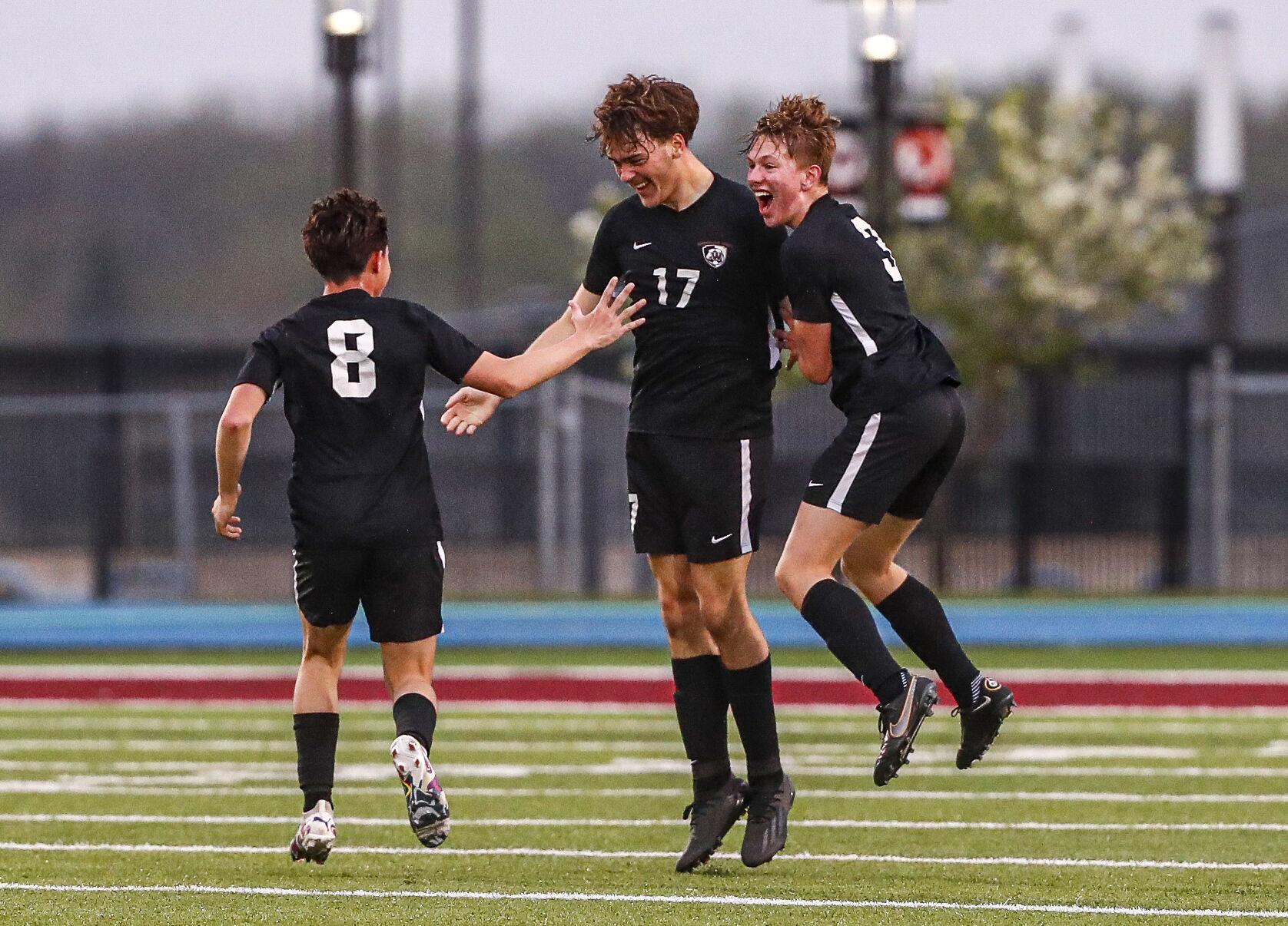 High School Basketball Dunkerton coach Todd Kuntz accepts job at CR