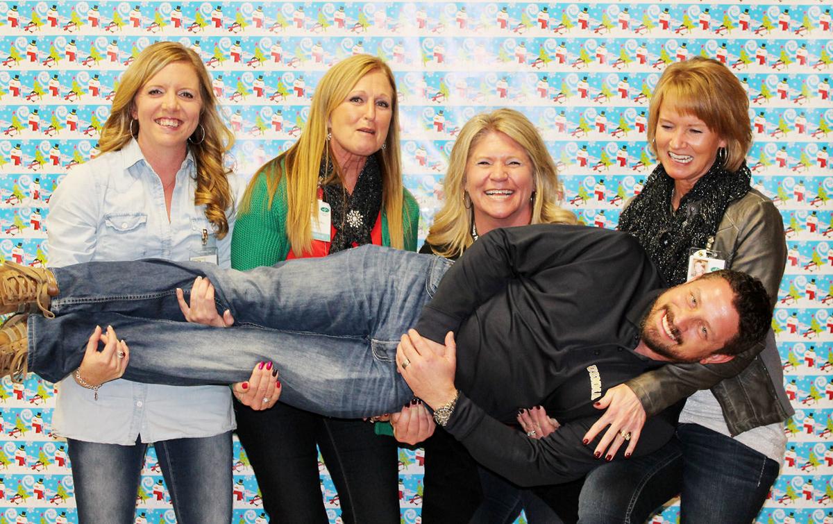 Cedar Valley Hospice Meets Needs Of Patients Staff Business