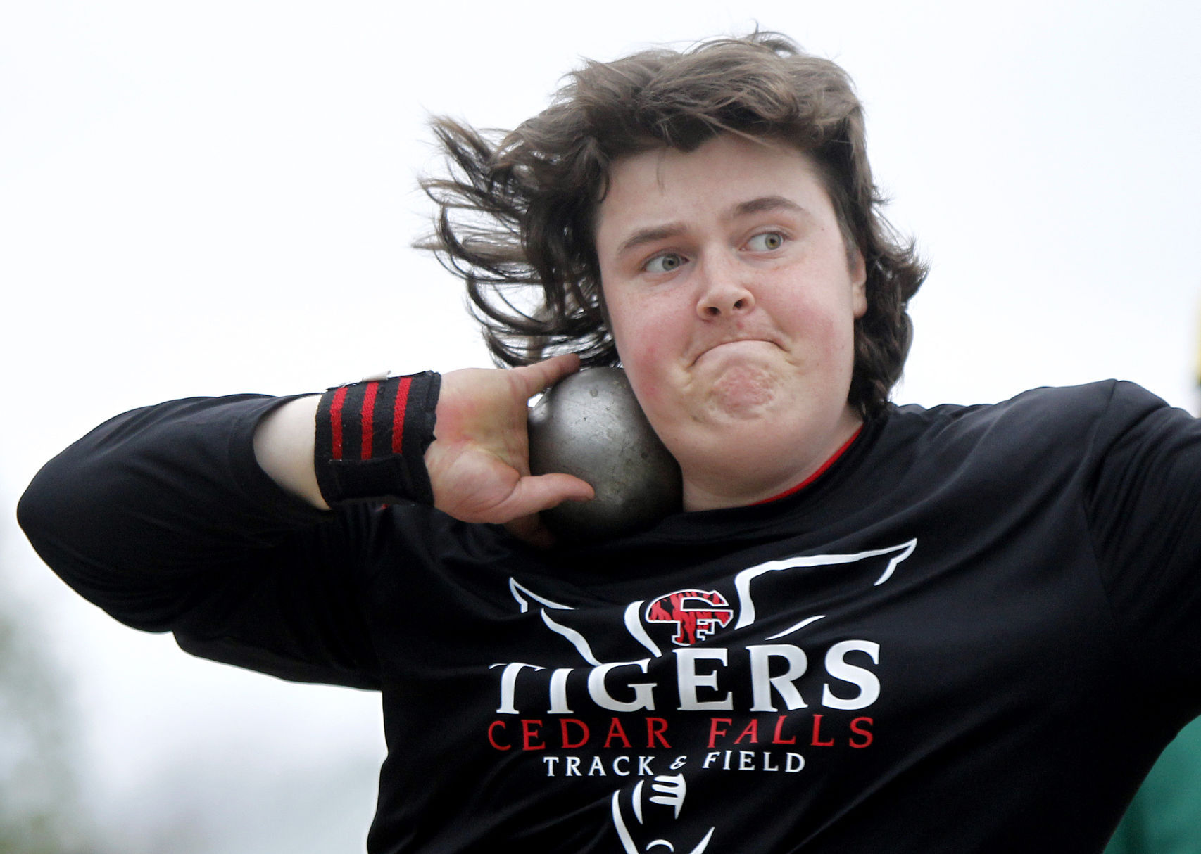 Prep track: Tigers edge Wahawks for 5th at Gordy Yuska